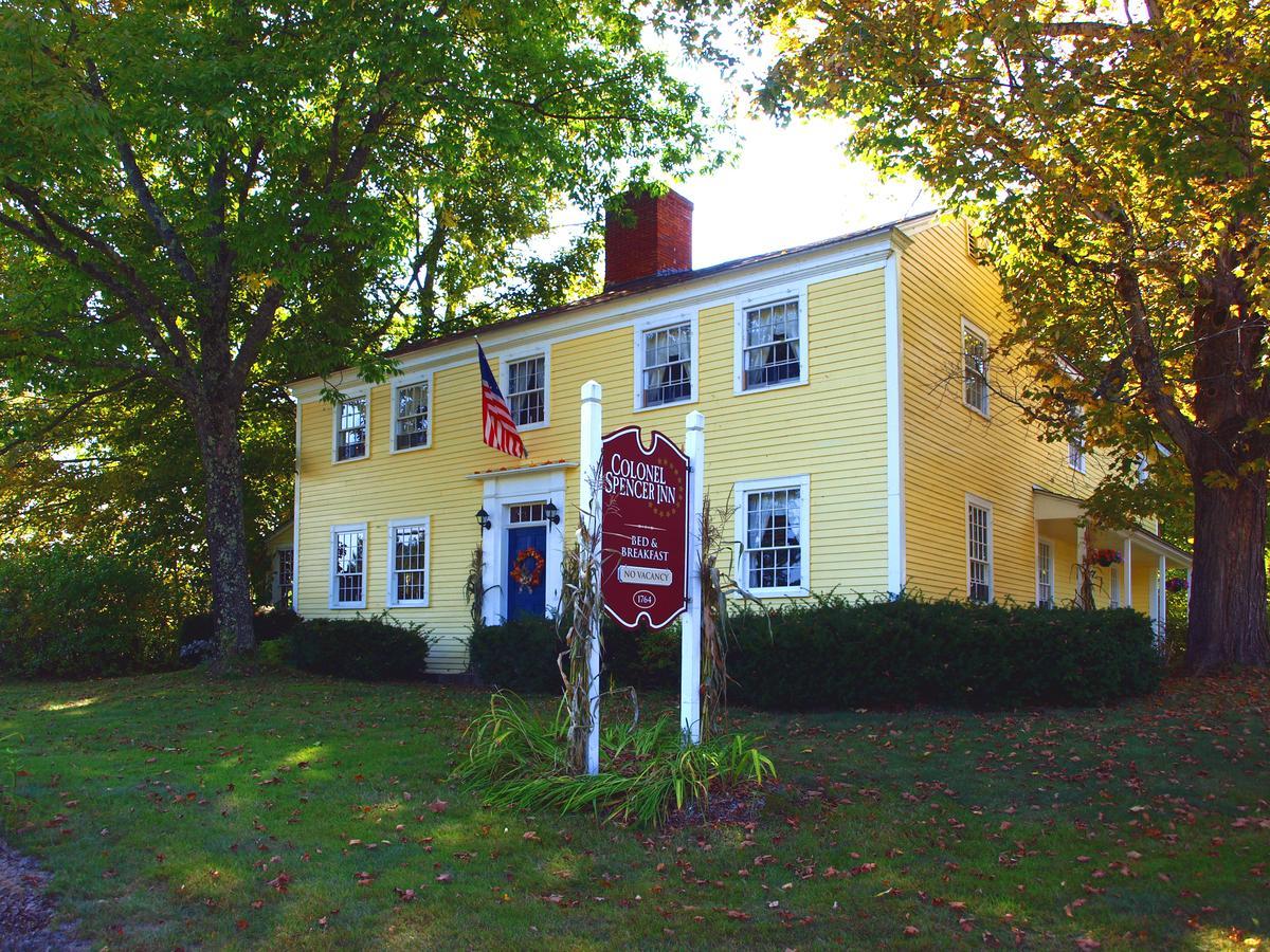 Colonel Spencer Inn Campton Buitenkant foto